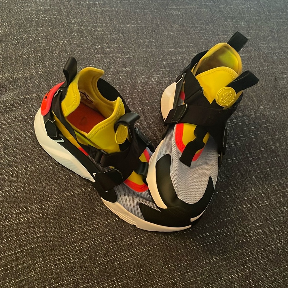 ike Air Huarache City Aluminum/Black/Bright